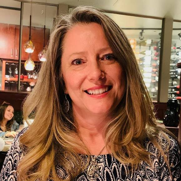 Meet your Posher, Cassandra - Picture 1 of 1